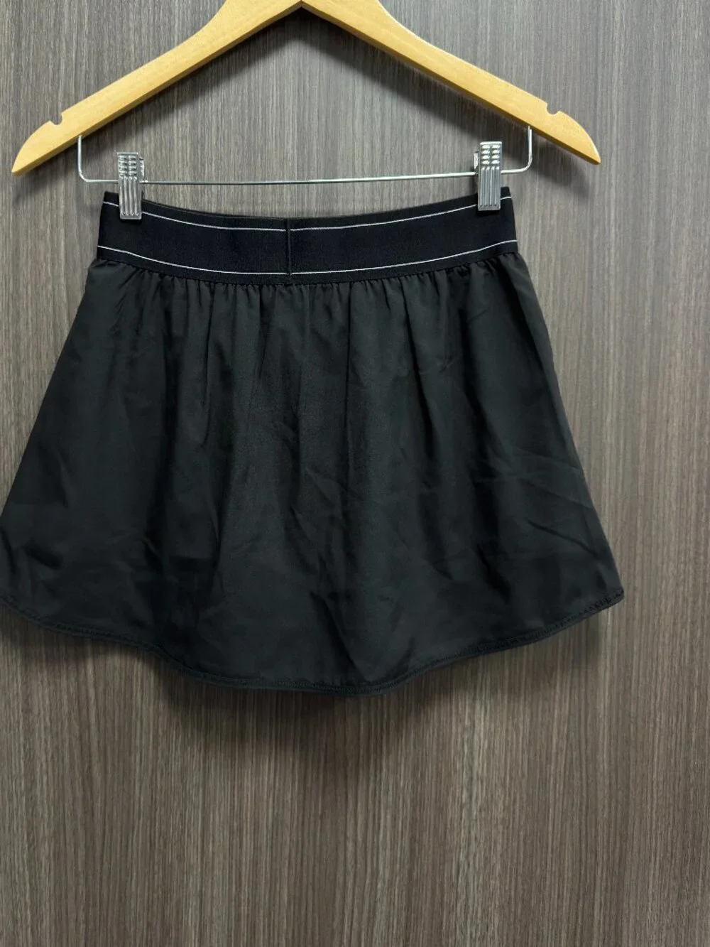 🌻Alo Yoga Match Point Tennis Skirt Black NWT🎼Sporty Chic Mini Skirt